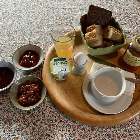 Maison Piffou Nocleg ze śniadaniem Malaussanne