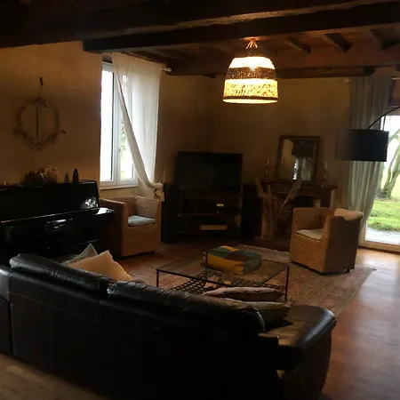 Maison Piffou Bed & Breakfast Malaussanne