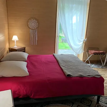 Maison Piffou Bed & Breakfast Malaussanne