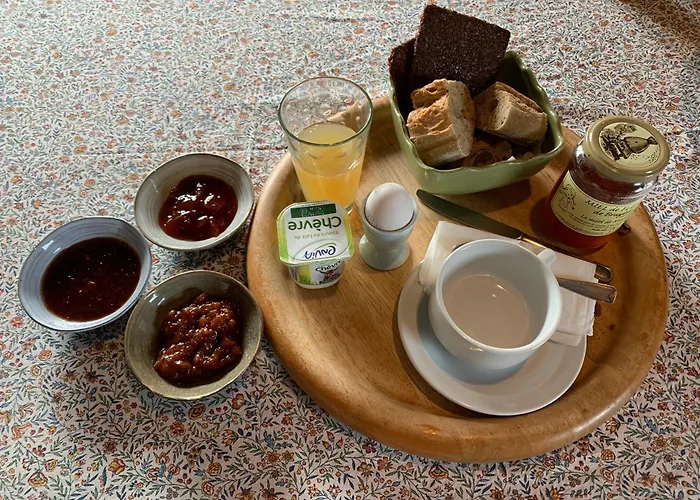 Maison Piffou Bed & Breakfast Malaussanne