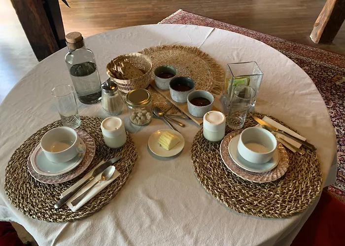 Maison Piffou Bed & Breakfast 3*