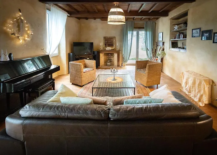 Maison Piffou Bed & Breakfast Malaussanne